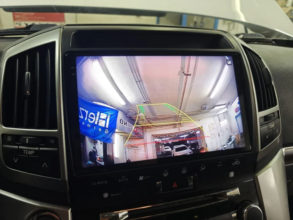 Переходная рамка Toyota Land Cruiser 200 (2007-2015) F3 Тип-C (10")