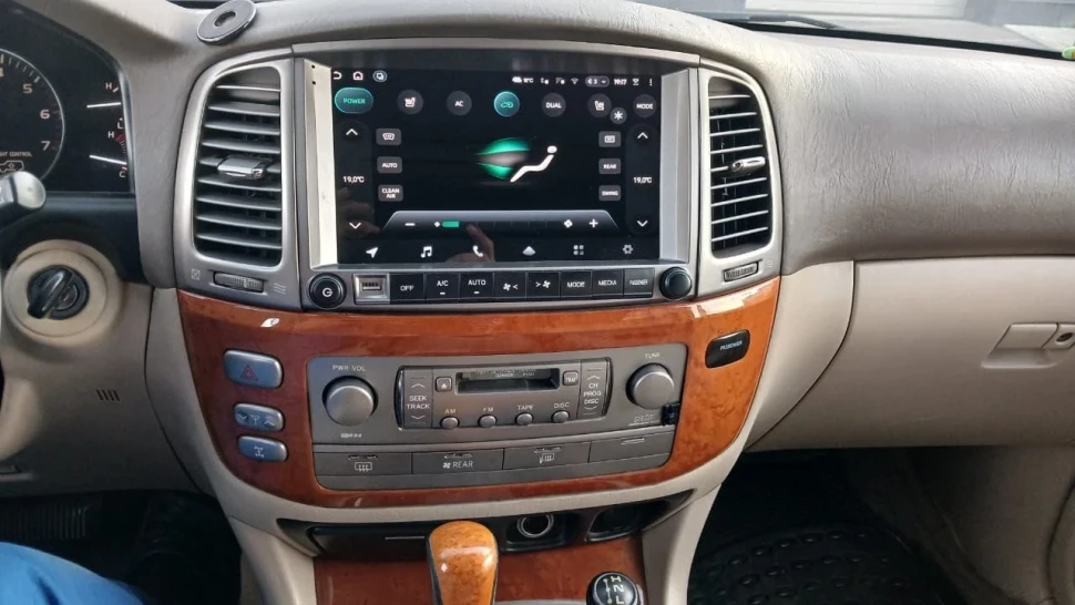 Штатная магнитола Teyes CC3 2K 6/128 Toyota Land Cruiser 100 (2002-2007) F2 Тип-C